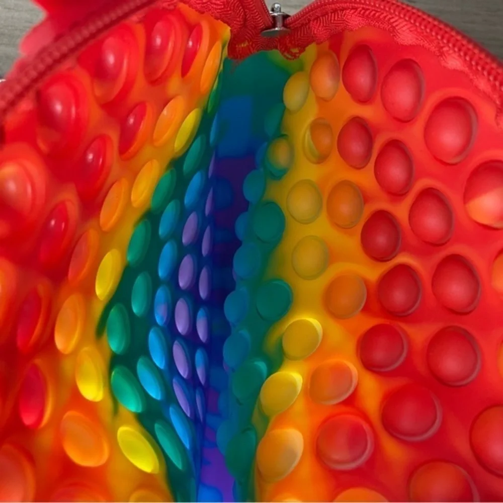 Popper fidget toy rainbow bear crossbody purse with chain attachment - Picture 7 of 7